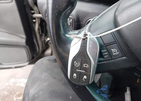 2014 Maserati Ghibli S Q4 z USA, uszkodzony, nr VIN ZAM57RTA7E1085930